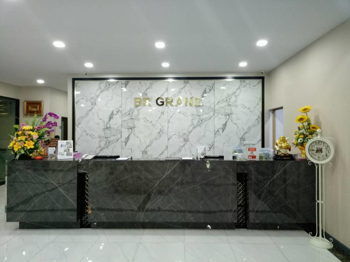 Br Grand Hotel Hat Yai Extérieur photo