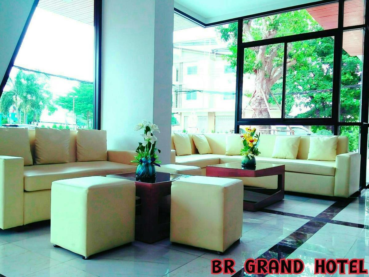 Br Grand Hotel Hat Yai Extérieur photo